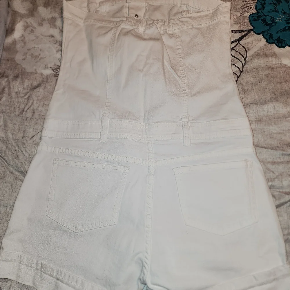 Romper - Picture 2 of 3